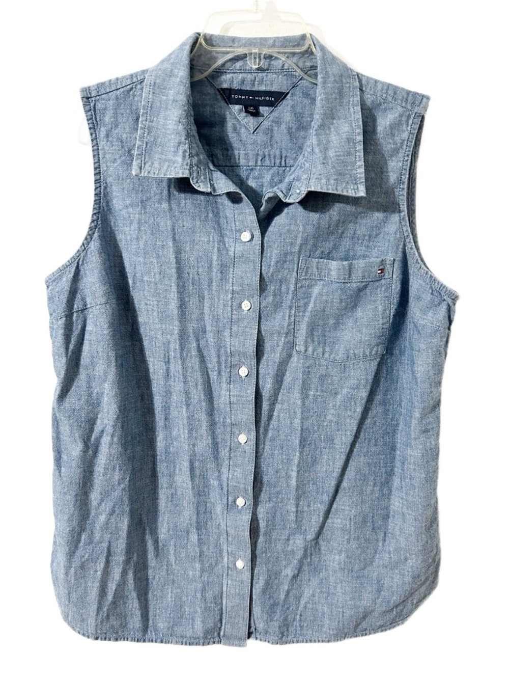 Tommy Hilfiger Women’s Chambray Sleeveless Button Down Shirt Size L
